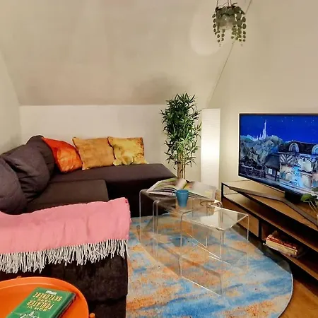 King Bed Great Location Floor 度假居 卑爾根